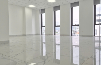 Văn phòng diện tích 125 m2 (Tầng 7) - Sẵn phòng, rèm cửa